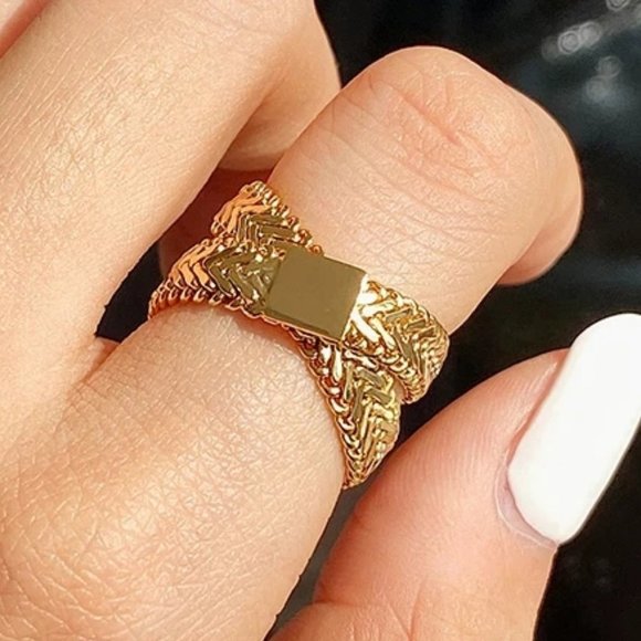 Jewelry - NEW 18K Gold Plated Flat Cross Chain Layer Ring